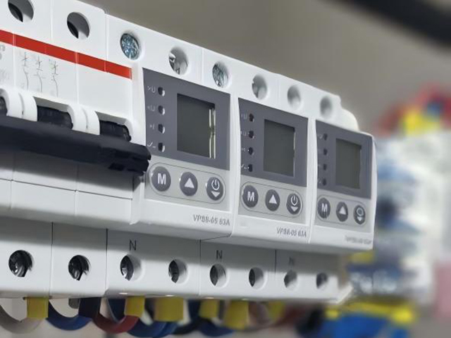 民用住宅及公寓電路安全防護(hù)解決方案——過欠壓保護(hù)的應(yīng)用實(shí)踐